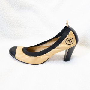 100% Authentic CHANEL Cap toe ballet stretch pumps Size FR 39.5 (US 8.5 or 9)